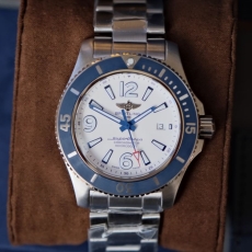 BREITLING Watches