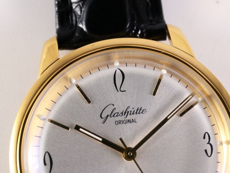 GLASHUTTE Watches